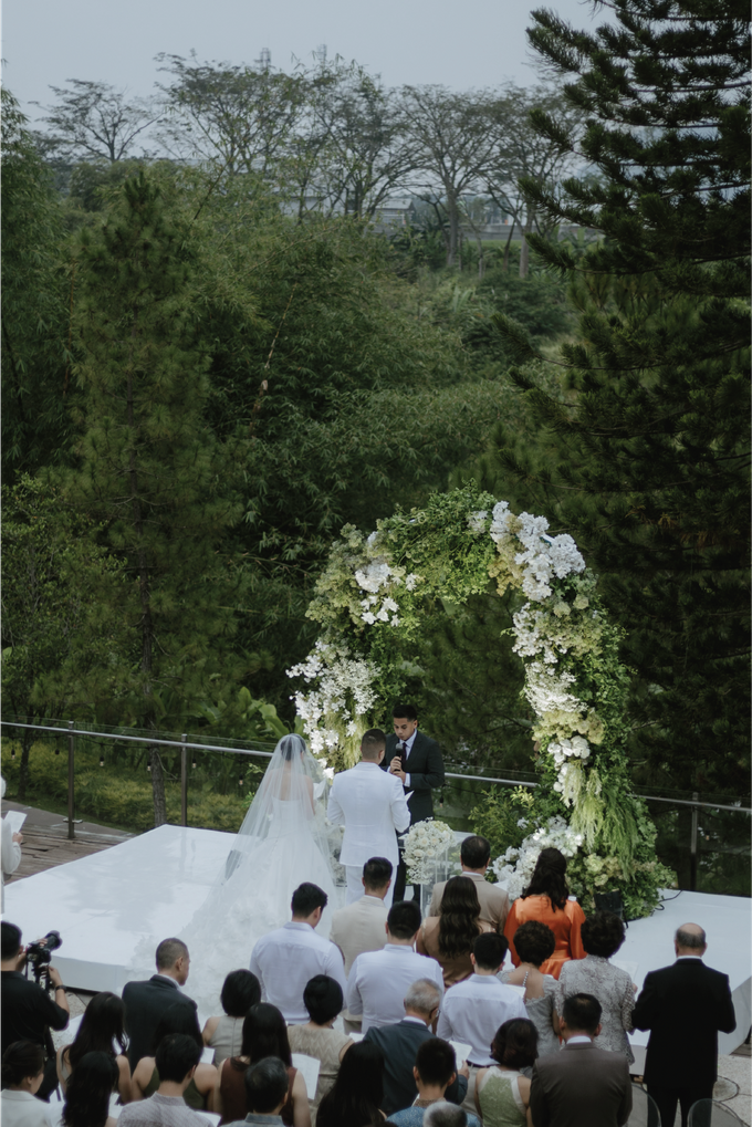 Steve & Angel Holy Matrimony Decoration at Mason Pine by Yefta Gunawan - 003 Steve & Angel Holy Matrimony Decoration at Mason Pine by Yefta Gunawan - 003