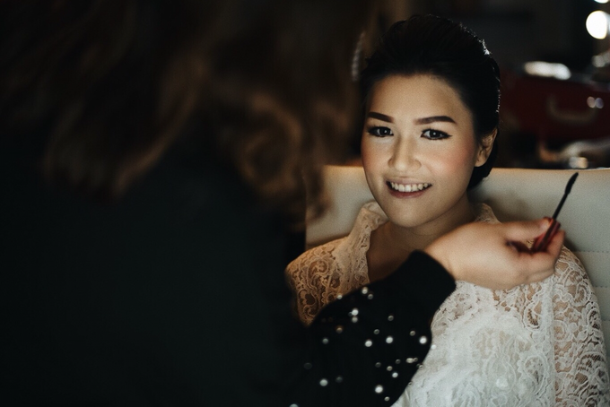 Hendric & Dian tying the knot by Hope Portraiture - 004