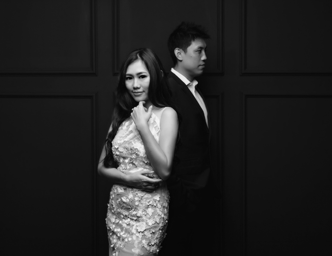 Andri & Marcella Engagement Session by Hope Portraiture - 001