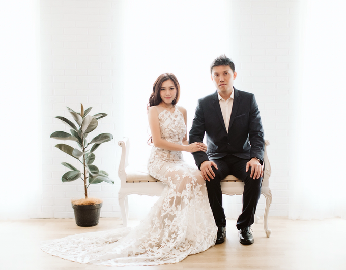 Andri & Marcella Engagement Session by Hope Portraiture - 004