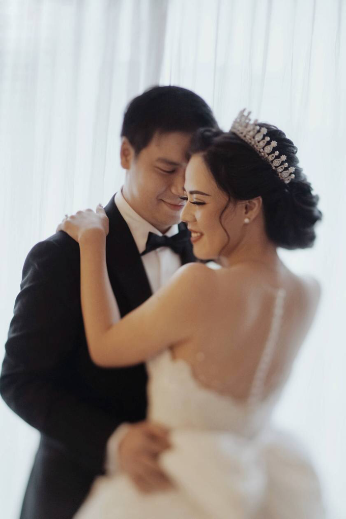 Hans & Gita tying the knot by Hope Portraiture - 034 Hans & Gita tying the knot by Hope Portraiture - 034