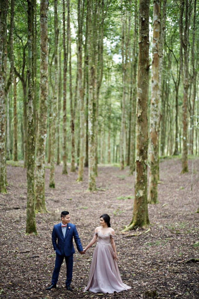 Hendric & Dian Engagement Session by Hope Portraiture - 009 Hendric & Dian Engagement Session by Hope Portraiture - 009