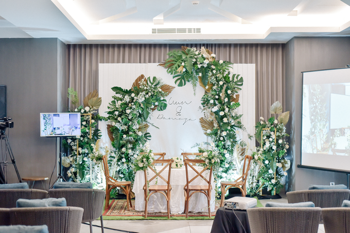 Akad Nikah Uswatun & Damoza at Mercure Gatsu by HR Team Wedding Group - 004 Akad Nikah Uswatun & Damoza at Mercure Gatsu by HR Team Wedding Group - 004