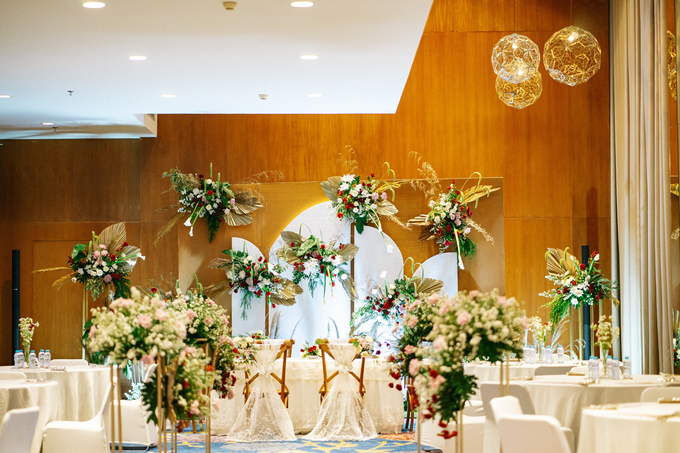 Intimate Wedding Arum & Rendy Hotel Morrisey by HR Team Wedding Group - 002 Intimate Wedding Arum & Rendy Hotel Morrisey by HR Team Wedding Group - 002