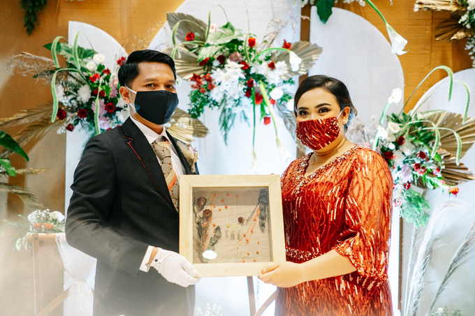 Intimate Wedding Arum & Rendy Hotel Morrisey by HR Team Wedding Group - 009 Intimate Wedding Arum & Rendy Hotel Morrisey by HR Team Wedding Group - 009