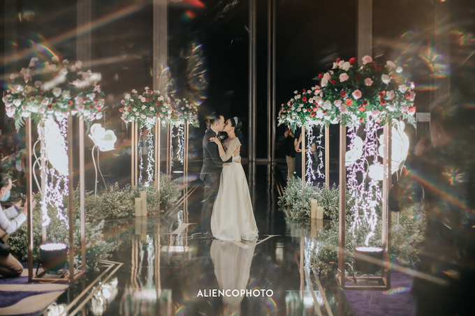 Wedding day Andre & Indri Hotel Raffles Jakarta by HR Team Wedding Group - 017 Wedding day Andre & Indri Hotel Raffles Jakarta by HR Team Wedding Group - 017