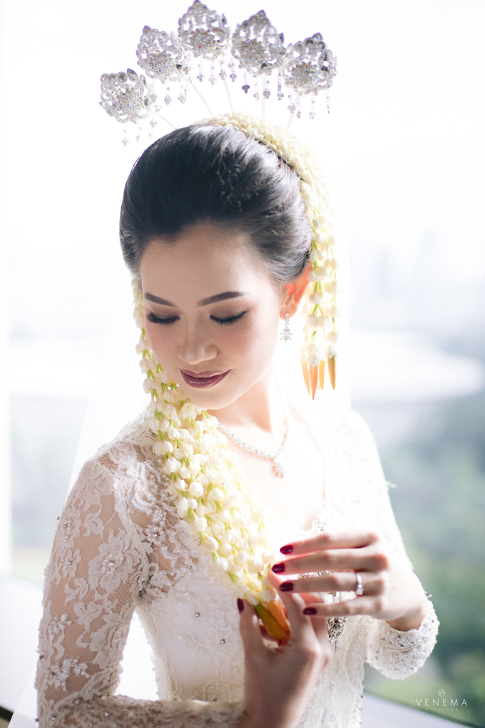 Intimate Wedding Karen & Sanni at Hotel Fairmont by HR Team Wedding Group - 003 Intimate Wedding Karen & Sanni at Hotel Fairmont by HR Team Wedding Group - 003