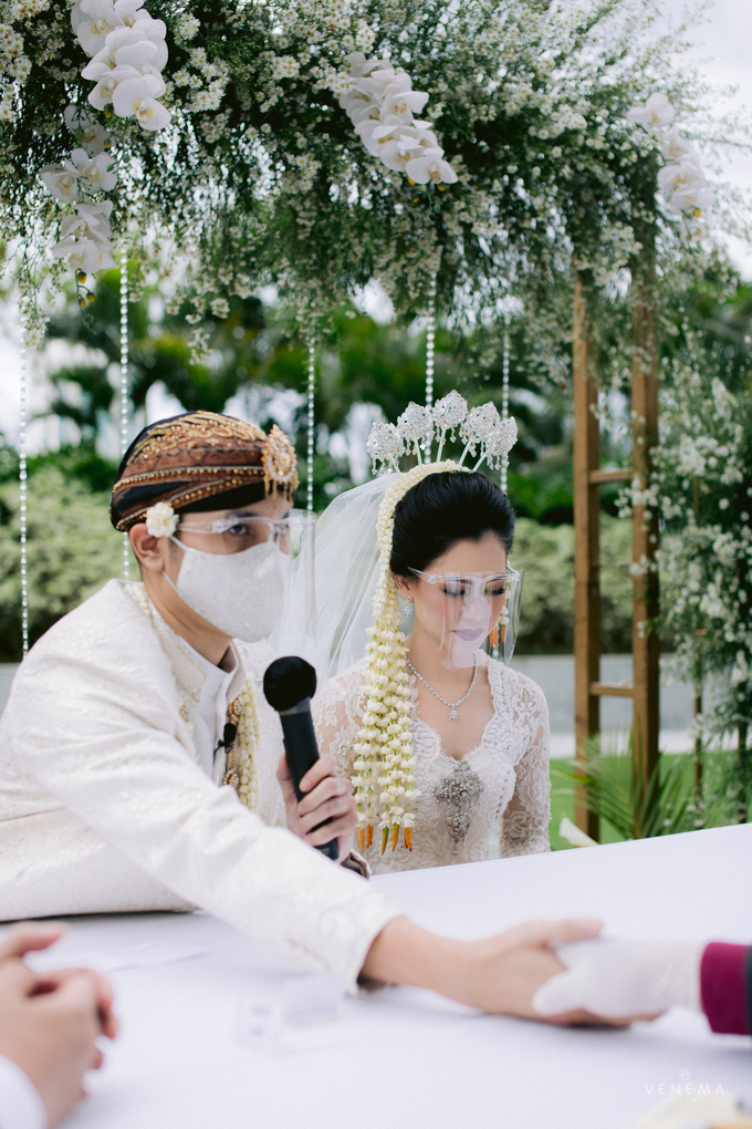 Intimate Wedding Karen & Sanni at Hotel Fairmont by HR Team Wedding Group - 020 Intimate Wedding Karen & Sanni at Hotel Fairmont by HR Team Wedding Group - 020