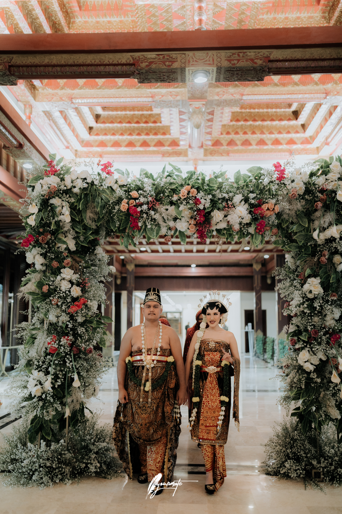 Intimate Wedding Marsha & Aji at The Sulthan Hotel by HR Team Wedding Group - 020 Intimate Wedding Marsha & Aji at The Sulthan Hotel by HR Team Wedding Group - 020