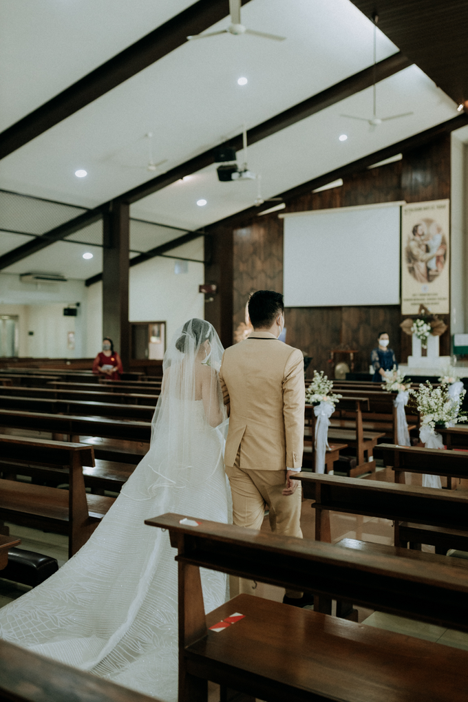 Holy Matrimony Nathaniel & Cynthya by HR Team Wedding Group - 021 Holy Matrimony Nathaniel & Cynthya by HR Team Wedding Group - 021