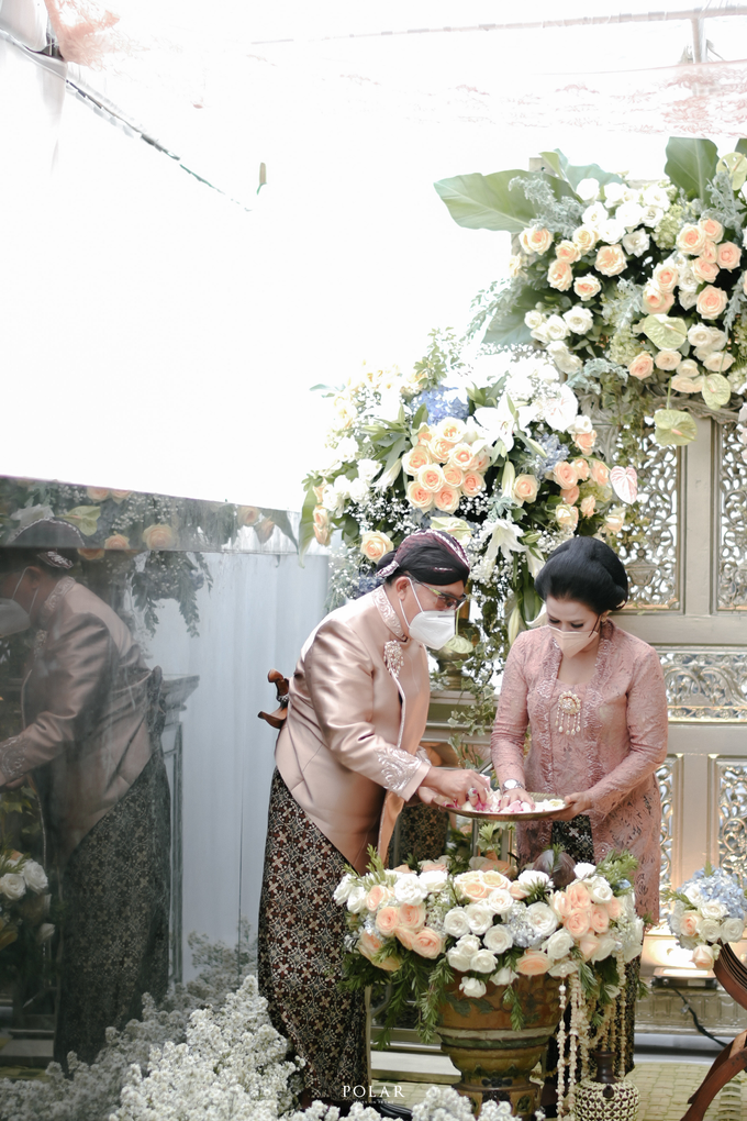 Siraman Menjelang Pernikahan Kiki & Aksa by HR Team Wedding Group - 004 Siraman Menjelang Pernikahan Kiki & Aksa by HR Team Wedding Group - 004