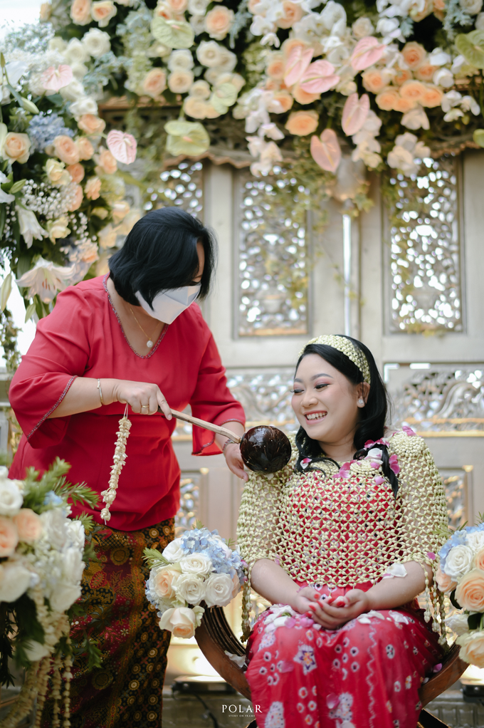 Siraman Menjelang Pernikahan Kiki & Aksa by HR Team Wedding Group - 007 Siraman Menjelang Pernikahan Kiki & Aksa by HR Team Wedding Group - 007