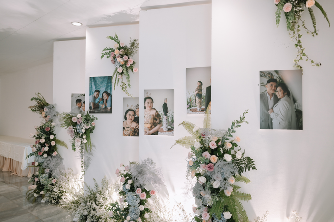 Intimate Wedding Kiki & Aksa at #dirumahaja by HR Team Wedding Group - 002 Intimate Wedding Kiki & Aksa at #dirumahaja by HR Team Wedding Group - 002