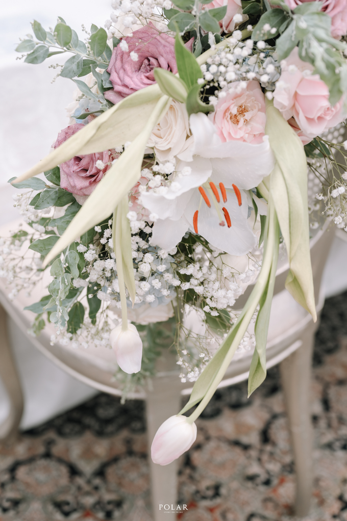 Intimate Wedding Kiki & Aksa at #dirumahaja by HR Team Wedding Group - 005 Intimate Wedding Kiki & Aksa at #dirumahaja by HR Team Wedding Group - 005