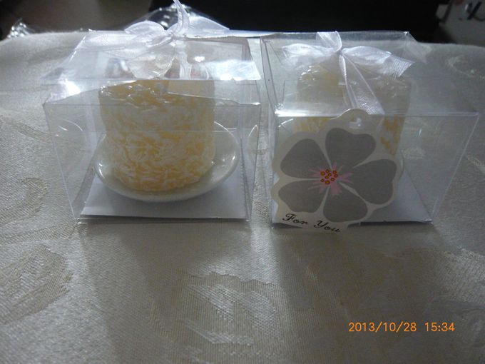 Wedding Plumeria Flowers Sweet Candle by Peonia - 004 Wedding Plumeria Flowers Sweet Candle by Peonia - 004