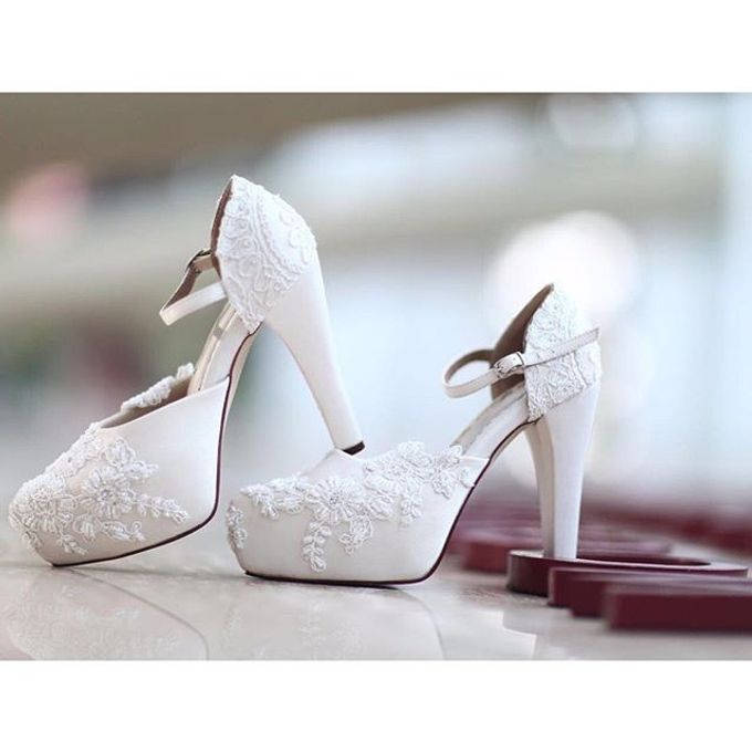 Ankle Strap Wedding Shoes Nefrin Fadlan For Brideseries Wedding