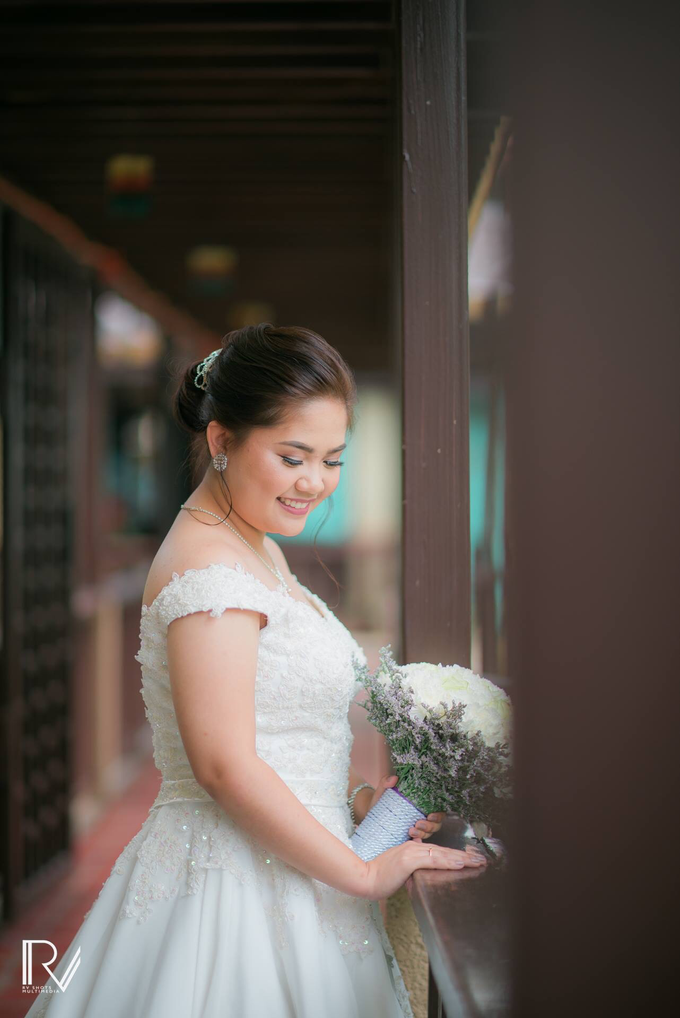 Rustic Violet Wedding - Gerard & Bea
12.20.2018 by Icona Elements Inc. ( an Events Company, Wedding Planning & Photography ) - 013 Rustic Violet Wedding - Gerard & Bea
12.20.2018 by Icona Elements Inc. ( an Events Company, Wedding Planning & Photography ) - 013