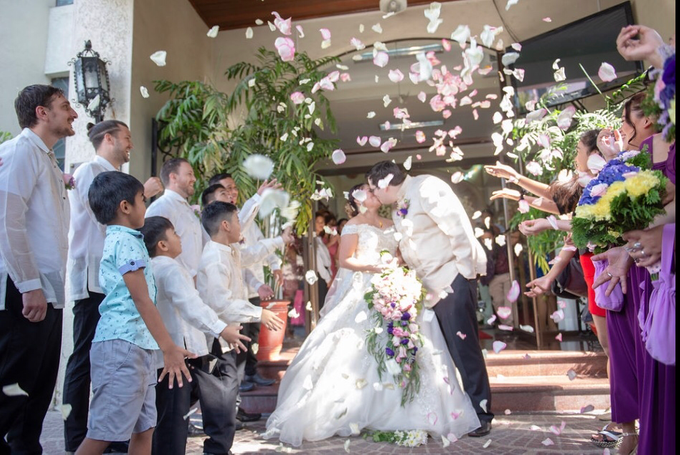 FilipinianaPurple Wedding - Dan & Carla
02.08.2019 by Icona Elements Inc. ( an Events Company, Wedding Planning & Photography ) - 019