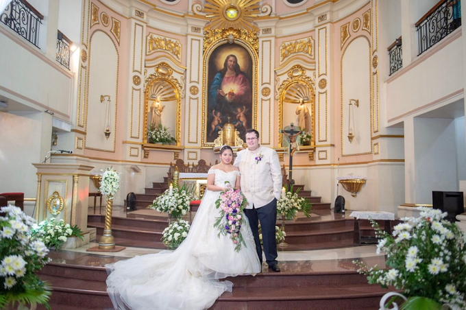 FilipinianaPurple Wedding - Dan & Carla
02.08.2019 by Icona Elements Inc. ( an Events Company, Wedding Planning & Photography ) - 022