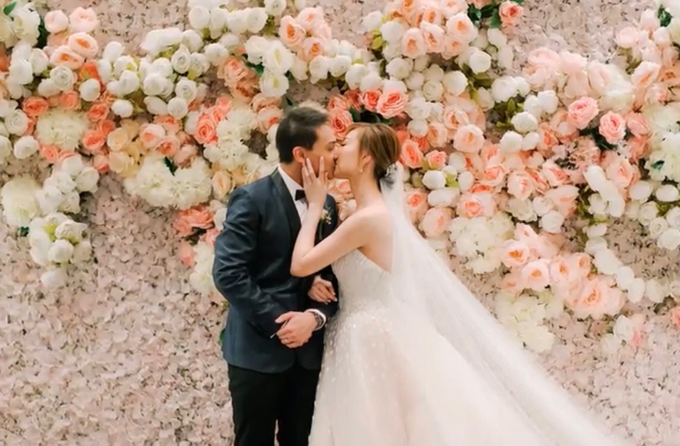 Elegant Wedding - Ian & Jill
01.18.2020 by Icona Elements Inc. ( an Events Company, Wedding Planning & Photography ) - 003 Elegant Wedding - Ian & Jill
01.18.2020 by Icona Elements Inc. ( an Events Company, Wedding Planning & Photography ) - 003