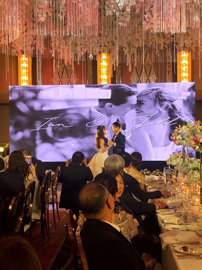 Elegant Wedding - Ian & Jill
01.18.2020 by Icona Elements Inc. ( an Events Company, Wedding Planning & Photography ) - 013 Elegant Wedding - Ian & Jill
01.18.2020 by Icona Elements Inc. ( an Events Company, Wedding Planning & Photography ) - 013