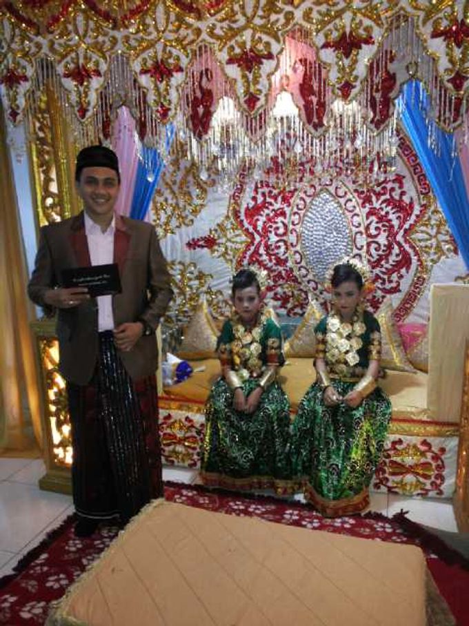 dr. Isha & Ahyaul Wedding by Nurfardiansyah Bur - 003