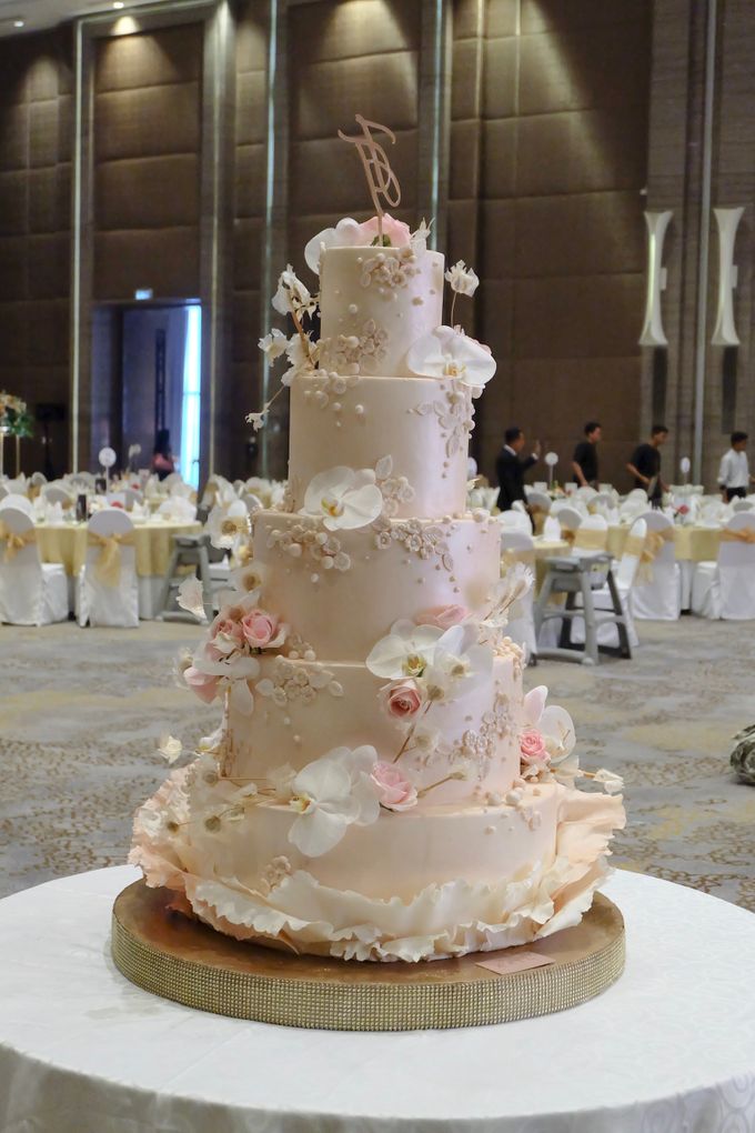 The Wedding of Jeremiah & Teresia by KAIA Cakes & Co. - 012