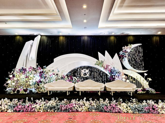 The Wedding Of Michael & Chiquita by Aston Kartika Grogol Hotel Conference Center - 004 The Wedding Of Michael & Chiquita by Aston Kartika Grogol Hotel Conference Center - 004
