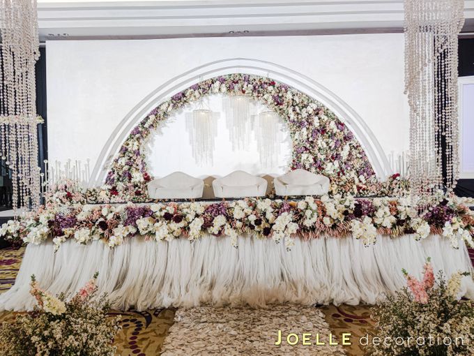 Circle Half by Joelle Decoration - 001 Circle Half by Joelle Decoration - 001