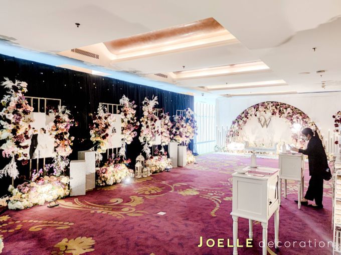 Circle Half by Joelle Decoration - 012 Circle Half by Joelle Decoration - 012