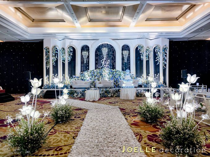 Minimalist Blue by Joelle Decoration - 019 Minimalist Blue by Joelle Decoration - 019