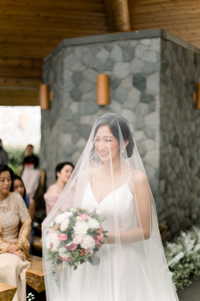 Aster & Ryle Intimate Destination Wedding by Uncomplicated Weddings & Events - 028 Aster & Ryle Intimate Destination Wedding by Uncomplicated Weddings & Events - 028