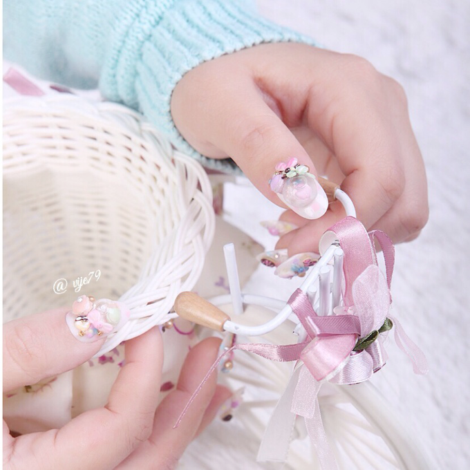 Vivi Macaroon Nails by Kiky Handoko Nail Studio - 005