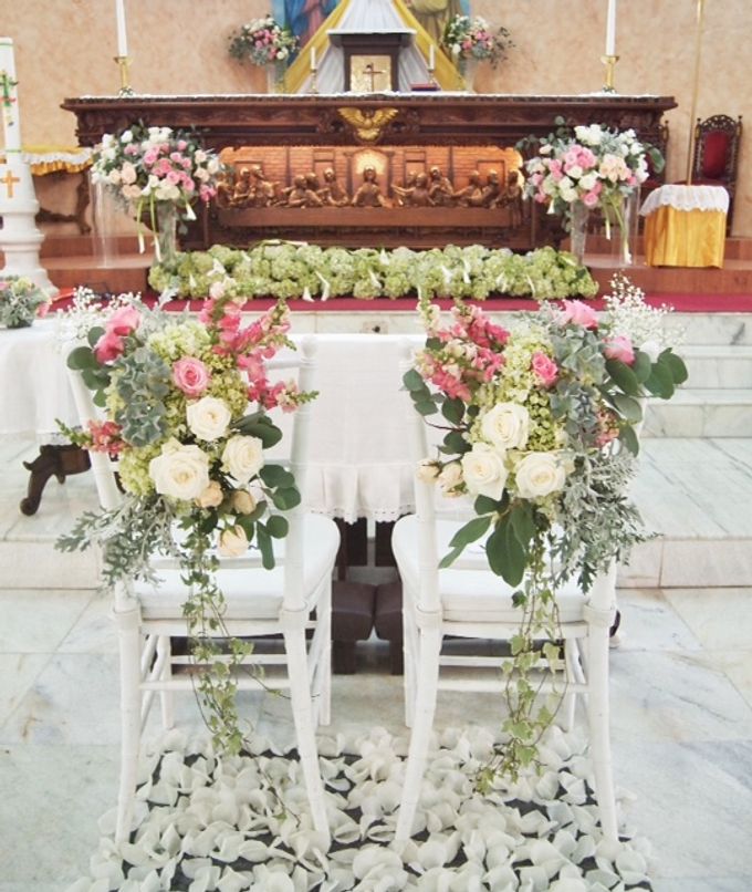 church decoration by Sweetbella Florist & Decoration - 001 church decoration by Sweetbella Florist & Decoration - 001