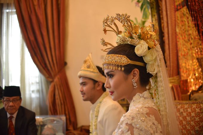 Traditional Palembang Wedding All The Way by Fleur de Lis Photography - 009