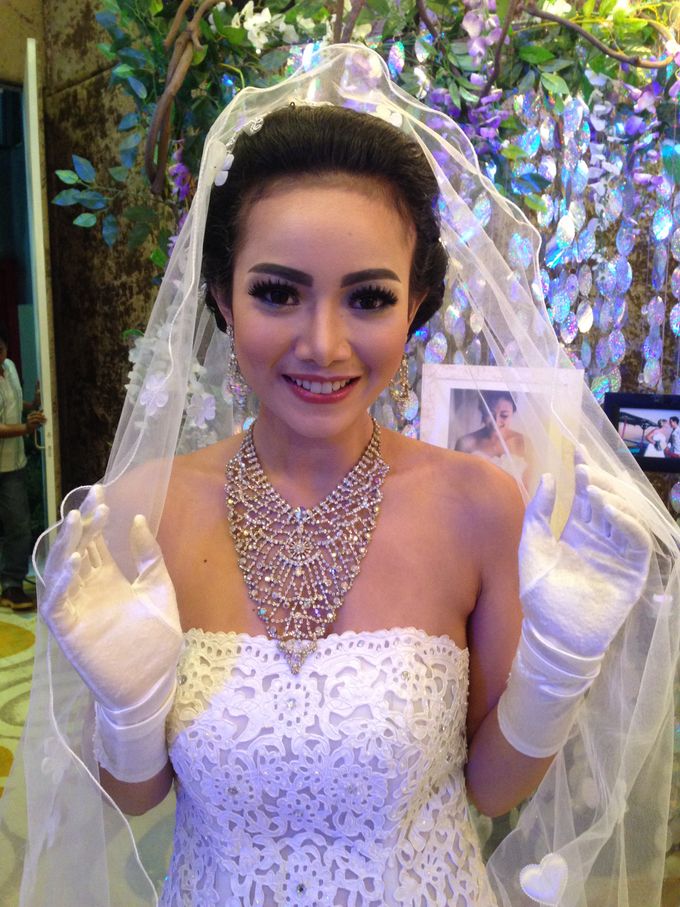 Wedding make up show by Sandra MUA The Bright Salon and Bridal - 003