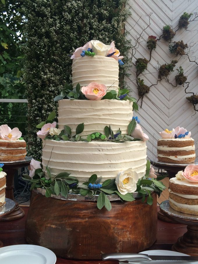 Rustic romance by Sweet Maven cakes and pastries by poochie tayag - 002