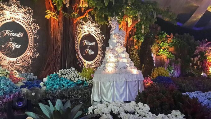 Wedding decoration at imperial ballroom pakuwon indah surabaya by Dawid Daud Decoration - 014 Wedding decoration at imperial ballroom pakuwon indah surabaya by Dawid Daud Decoration - 014