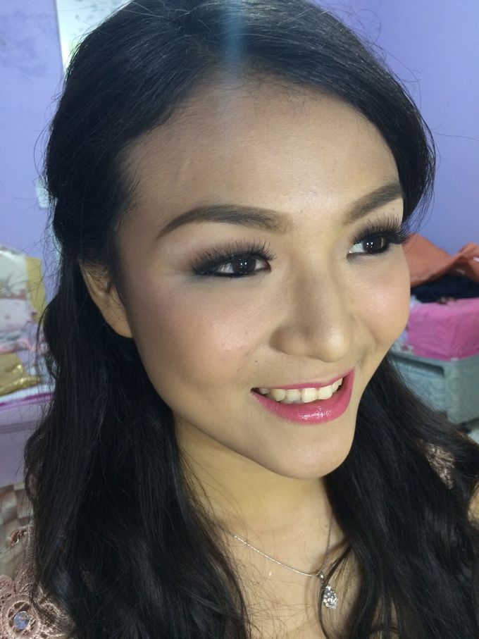 Party Makeup for local customer Angelica by Evelina Larisa Makeup Artist - 002