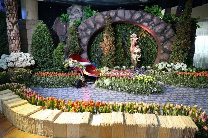 Wedding decoration at imperial ballroom pakuwon indah surabaya by Dawid Daud Decoration - 004 Wedding decoration at imperial ballroom pakuwon indah surabaya by Dawid Daud Decoration - 004