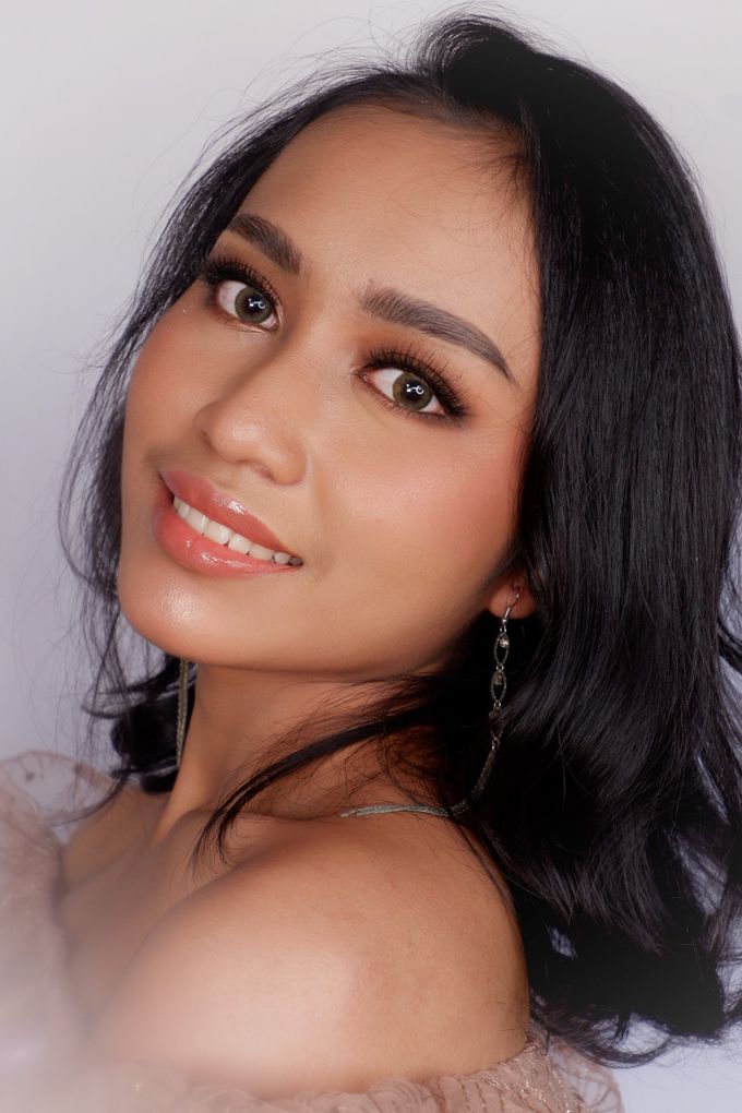 Ms Yvette by Yuka Makeup Artist - 003 Ms Yvette by Yuka Makeup Artist - 003