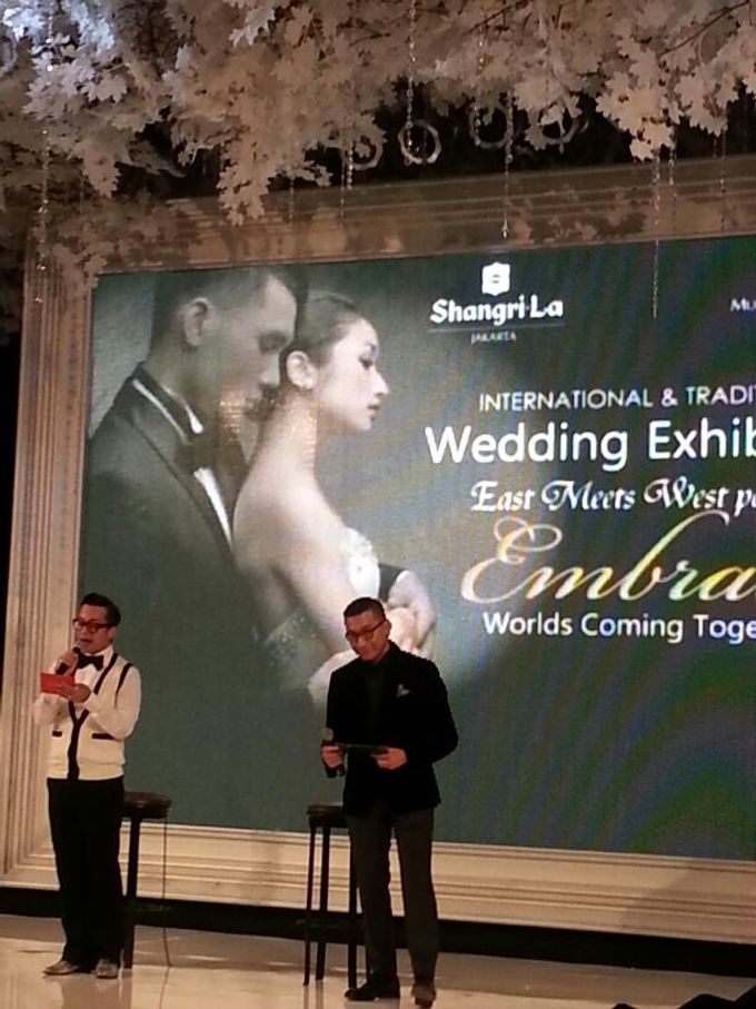 MC for Wedding Exhibition - Shangri-la Hotel Jakarta by DAVE HENDRIK - 001 MC for Wedding Exhibition - Shangri-la Hotel Jakarta by DAVE HENDRIK - 001