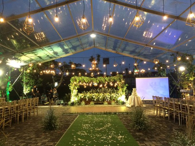 Acara Akad Nikah dan Resepsi Pernikahan Bimo Egiet by Catalina Flora - 013