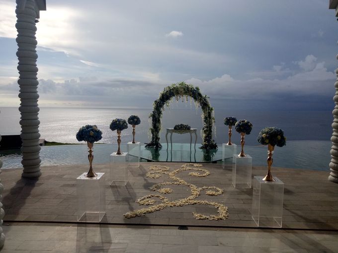 Water Wedding Decoration by Jc Florist Bali - 005 Water Wedding Decoration by Jc Florist Bali - 005