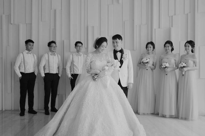 Graceful Wedding Of Hantono & Winda by All Occasions Wedding Planner - 002