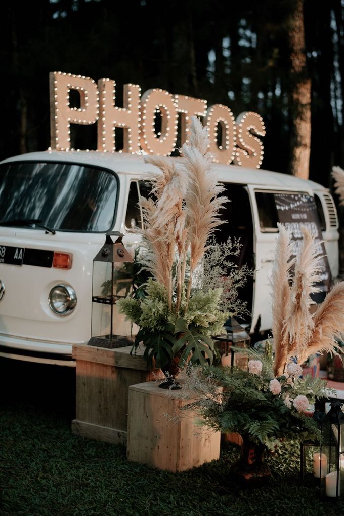 Eliza & Steven Wedding At PineHill Cibodas by Pine Hill Cibodas - 015 Eliza & Steven Wedding At PineHill Cibodas by Pine Hill Cibodas - 015