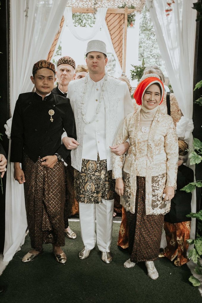 Wedding of Adisty & Gregory by Azila Villa - 010