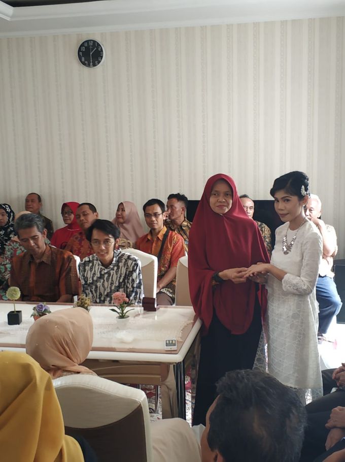 Gerhantari & Gilang Engagement by Bestival Wedding Planner & Organizer - 007