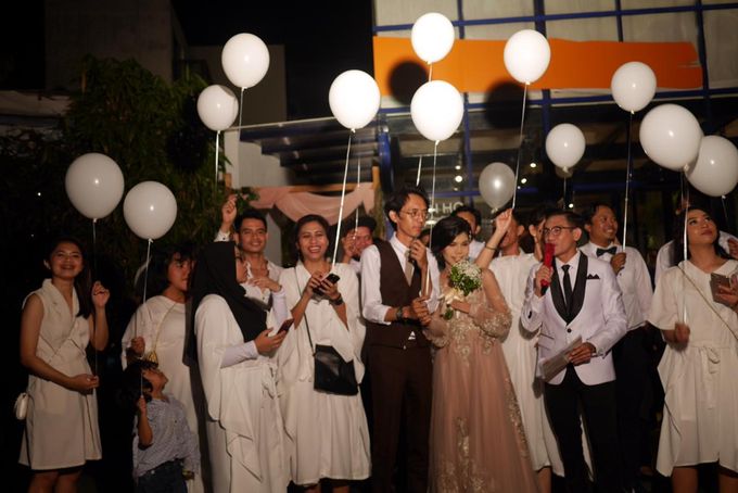Gerhantari & Gilang Wedding by Bestival Wedding Planner & Organizer - 001 Gerhantari & Gilang Wedding by Bestival Wedding Planner & Organizer - 001