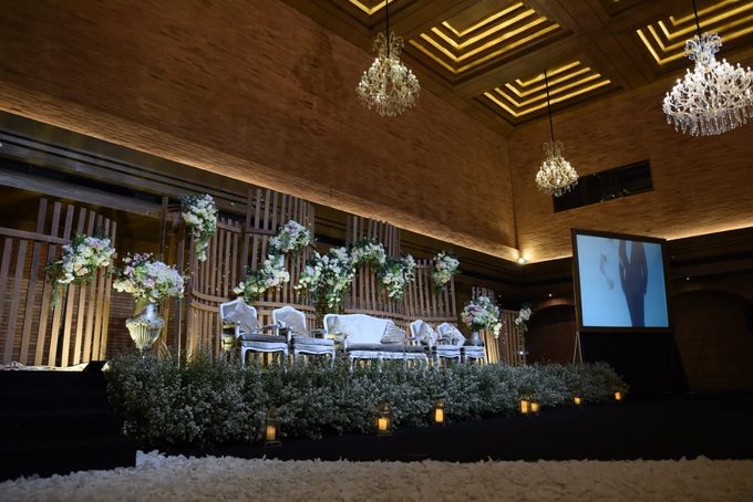 DIMAS & PUTRI WEDDING by United Grand Hall - 042 DIMAS & PUTRI WEDDING by United Grand Hall - 042